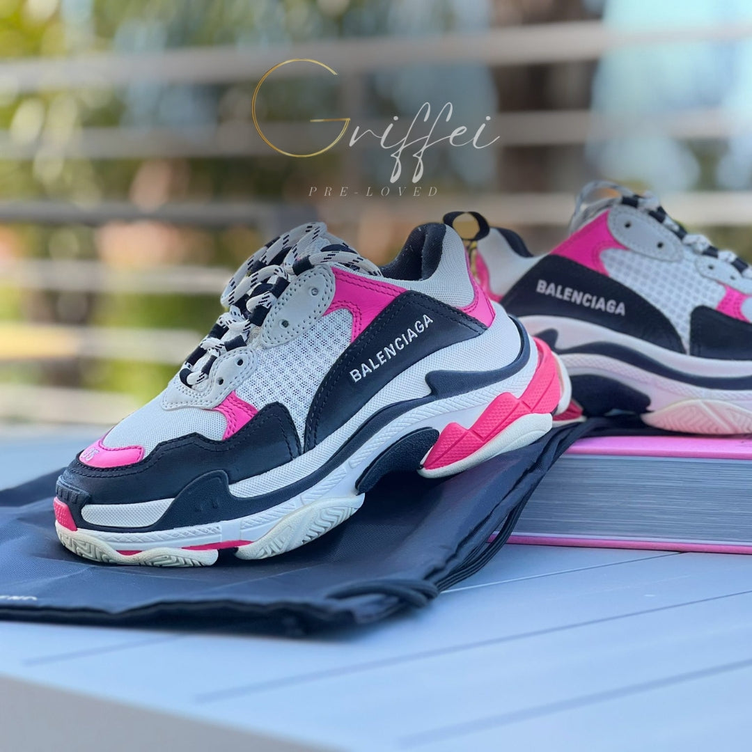 Tênis Balenciaga Triple S Trainers Sneakers Rosa