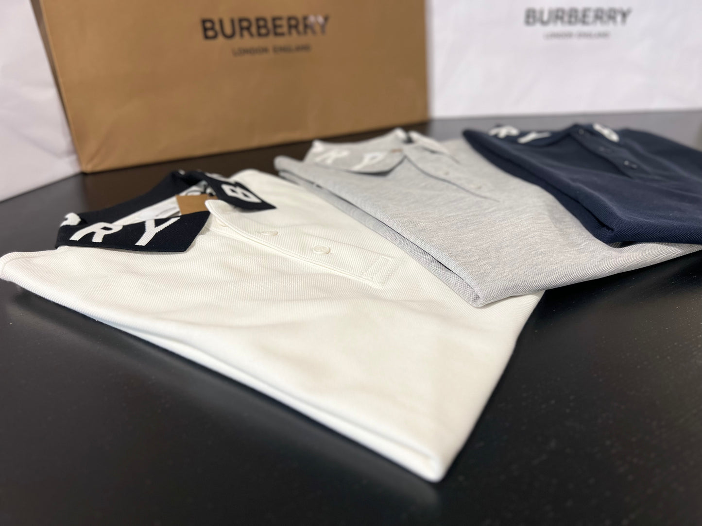 Polo Burberry Ryland Pale Grey Mela - Branca